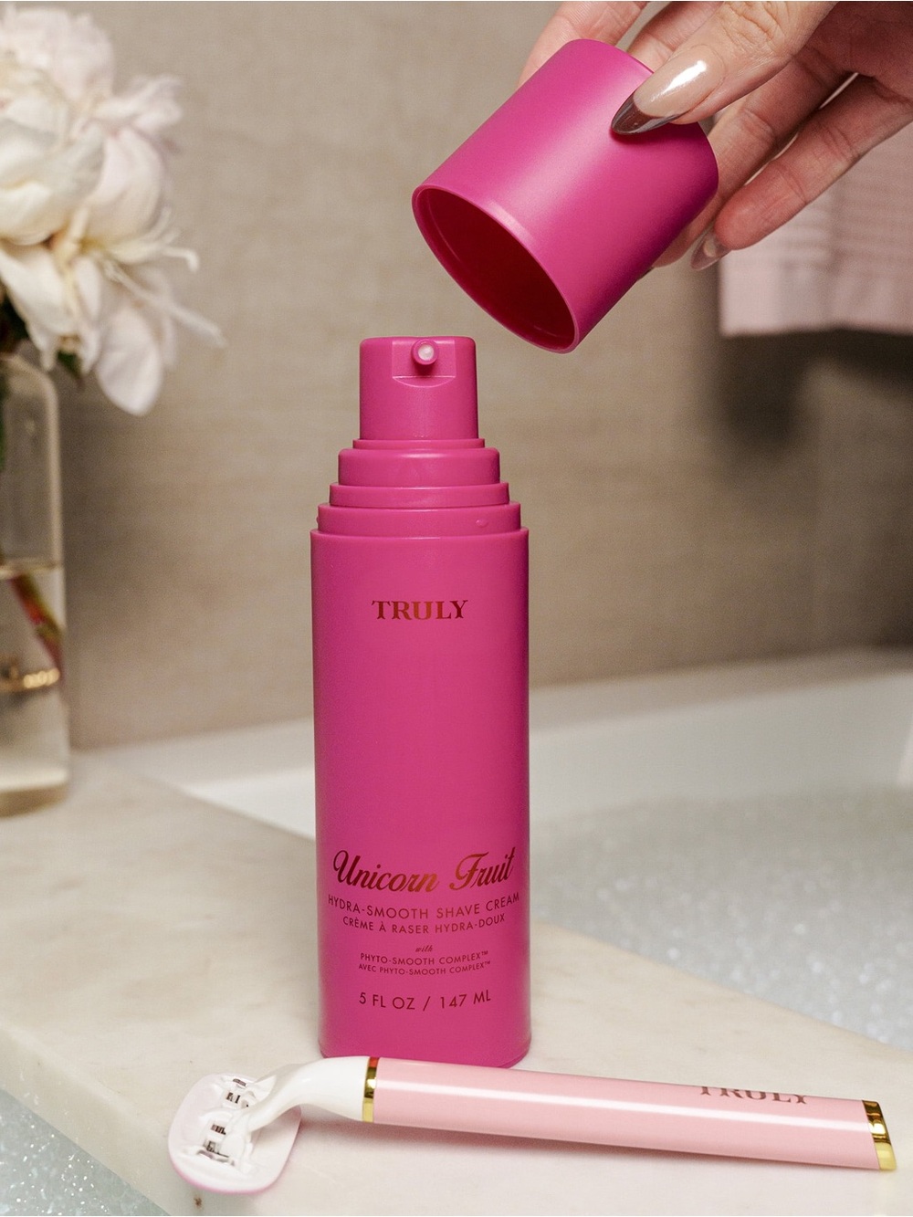 NEW Truly Smooth Legend Hydra-Smooth Shave Cream